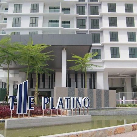 Johor Bahru Paradigm Leplatino Homestay Exterior photo